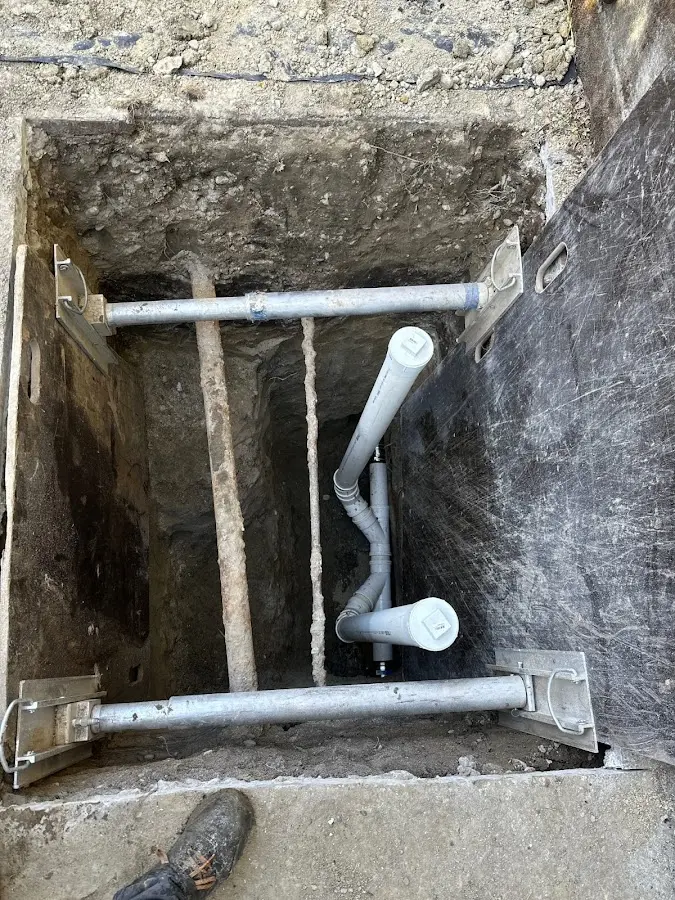 Experienced plumber completing Gas Line Repair work in Worthington